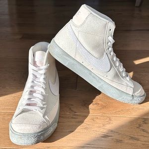 Nike Blazer Mid 77